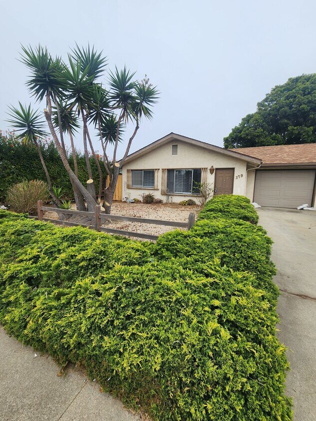 Primary Photo - 2 Bed. 1 Bath Twin Home in Grover Beach