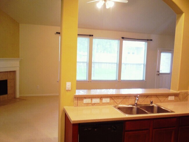 Foto del edificio - 114 Bryce Branch Cir