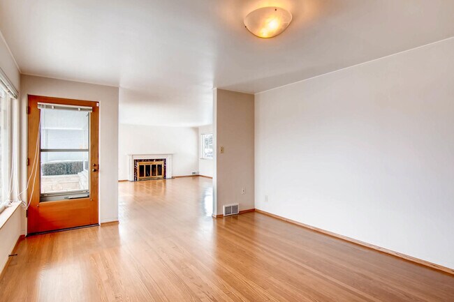 Foto del edificio - Laurelhurst View Home