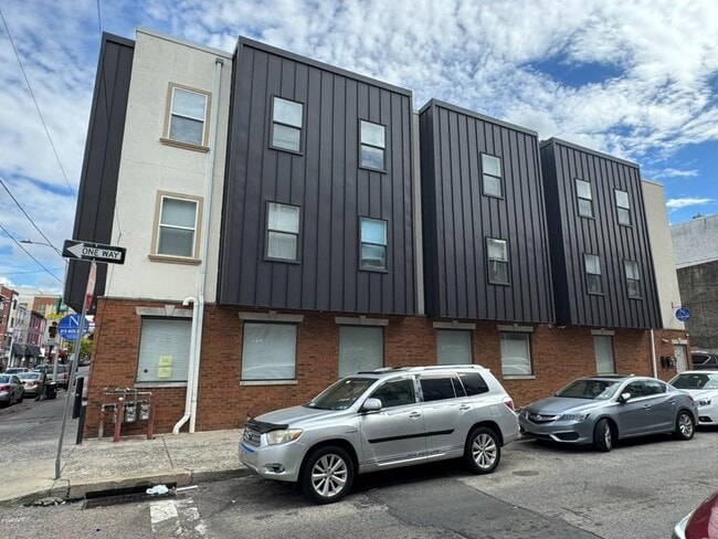 Building Photo - 1618 Cecil B. Moore Ave