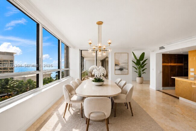 Building Photo - 3 Grove Isle Dr