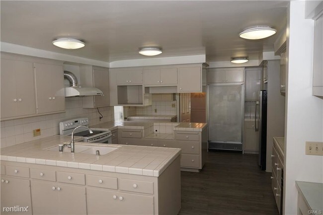 Foto del edificio - 3 br, 3 bath Townhome - 2793 Gainsborough Dr