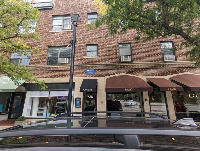 Foto del edificio - 725 Saint Johns Ave