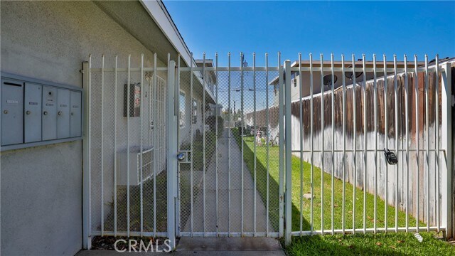 Foto del edificio - 1322 Randy St