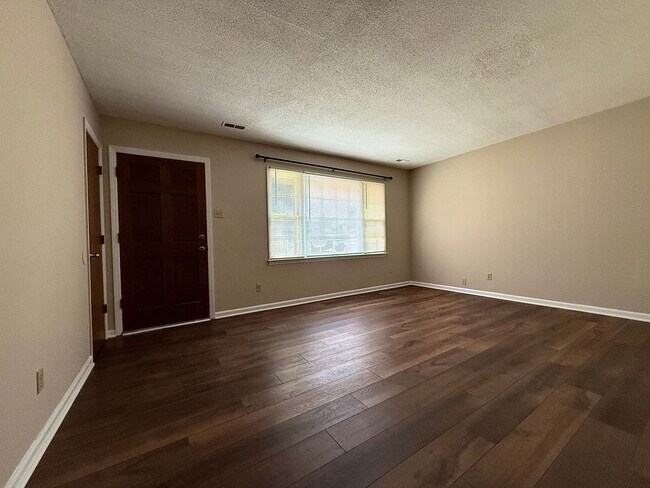 Foto del edificio - 2 Bedroom, 1 Bathroom Home