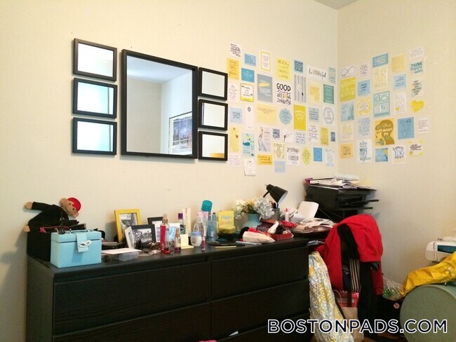 Foto del edificio - 107 Gordon St