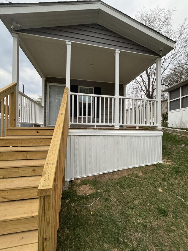 Foto principal - 28 Willow Ct