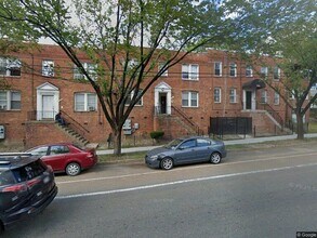 Building Photo - 562 Malcolm X Ave SE