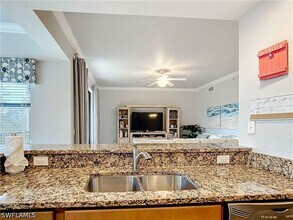 Building Photo - 9715 Acqua Ct