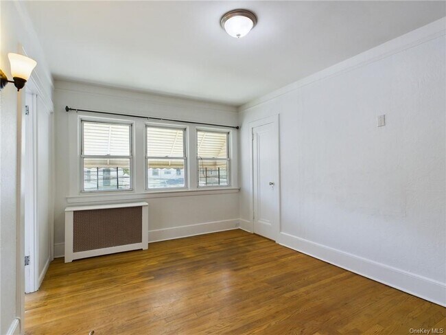 Foto del edificio - 427 S 6th Ave
