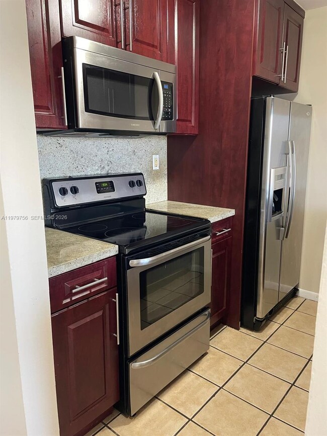 Building Photo - 8002 SW 149th Ave