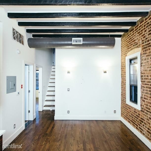 Building Photo - 1648 Norman St