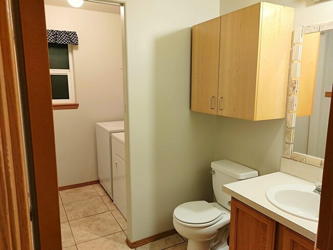 Foto del edificio - 1821 Fairview St NE