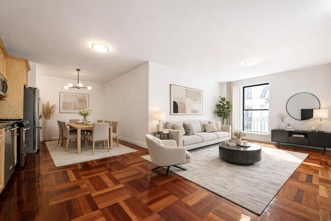 Building Photo - 607 W 137th St