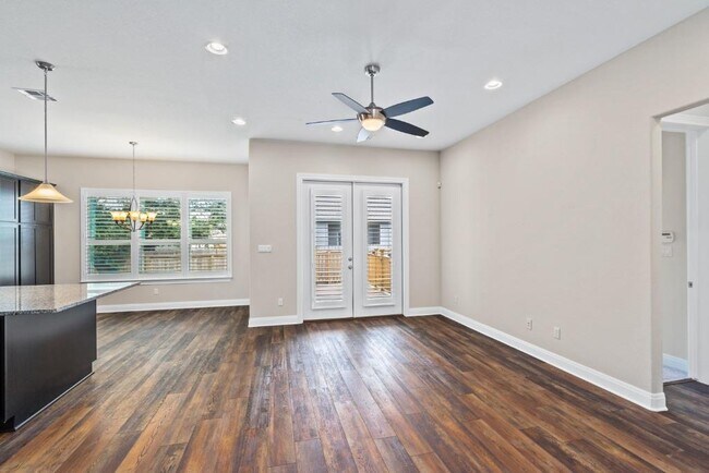 Foto del edificio - 3805 Wales Ct