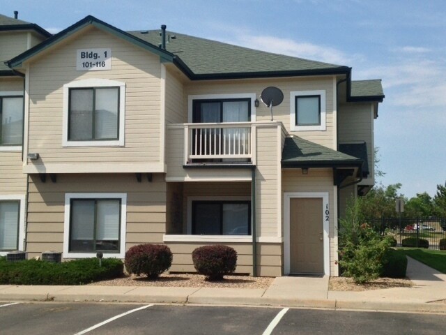 Primary Photo - 2-Bedroom Condo in SE Denver; Gated Commun...