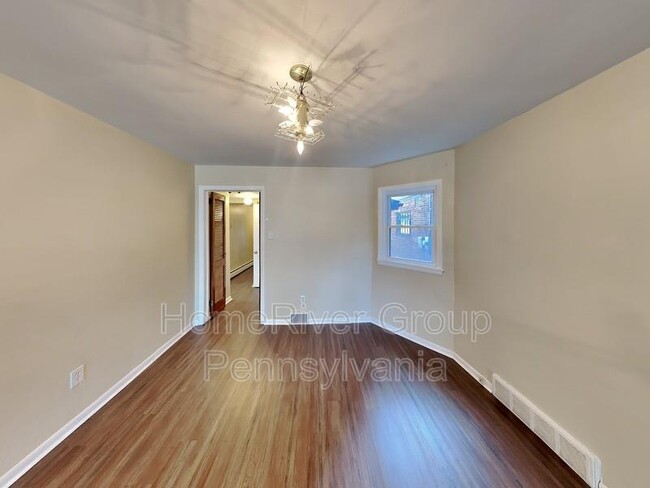 Building Photo - 6023 Stanton Ave