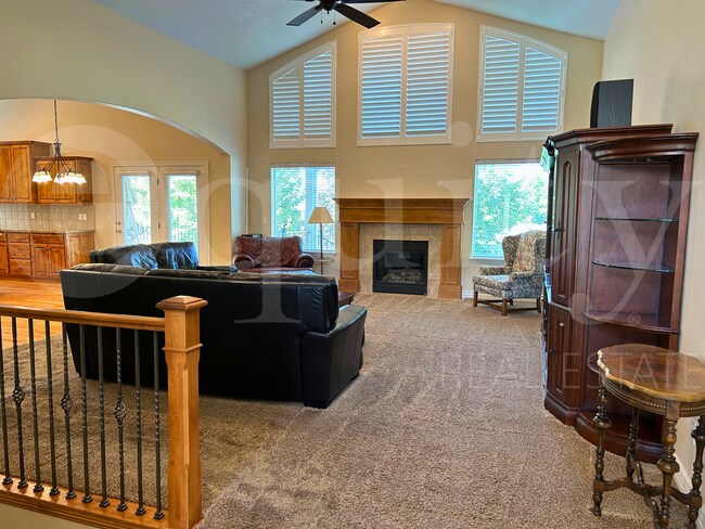 Building Photo - 12968 Fox Crossing Ln