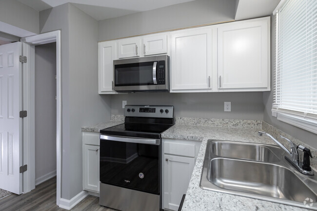 1BR, 1BA - 750 SF - Kitchen - Caballo Crossing