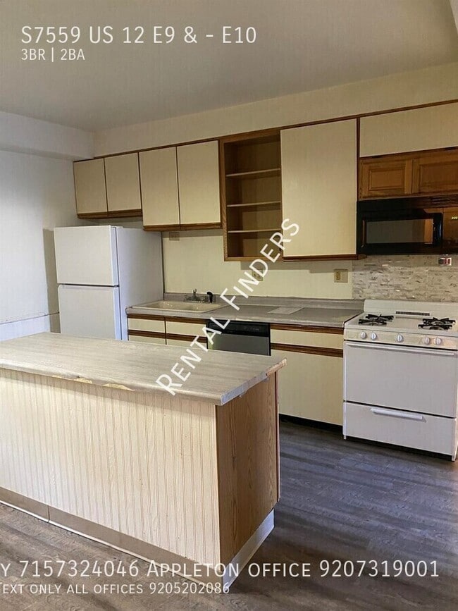 Building Photo - S7559 US-12