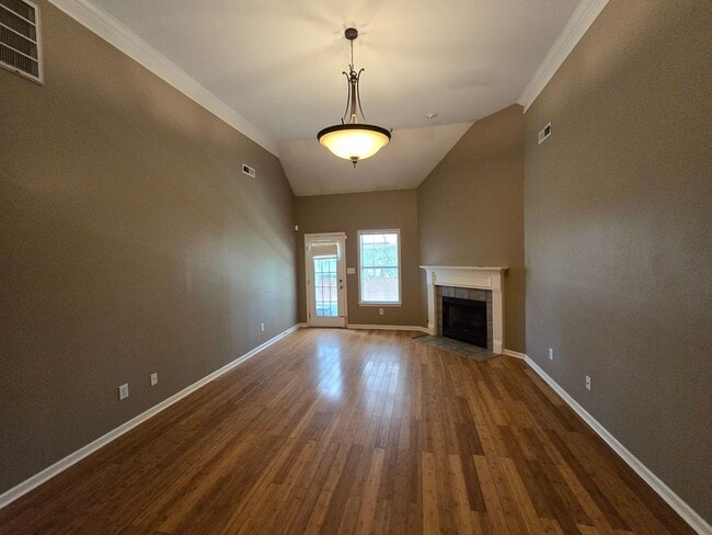 Foto del edificio - 690 Old Cahaba Dr