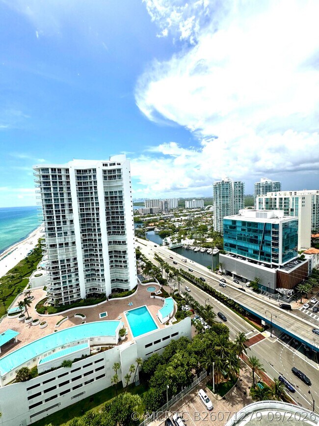 Building Photo - 16699 Collins Ave
