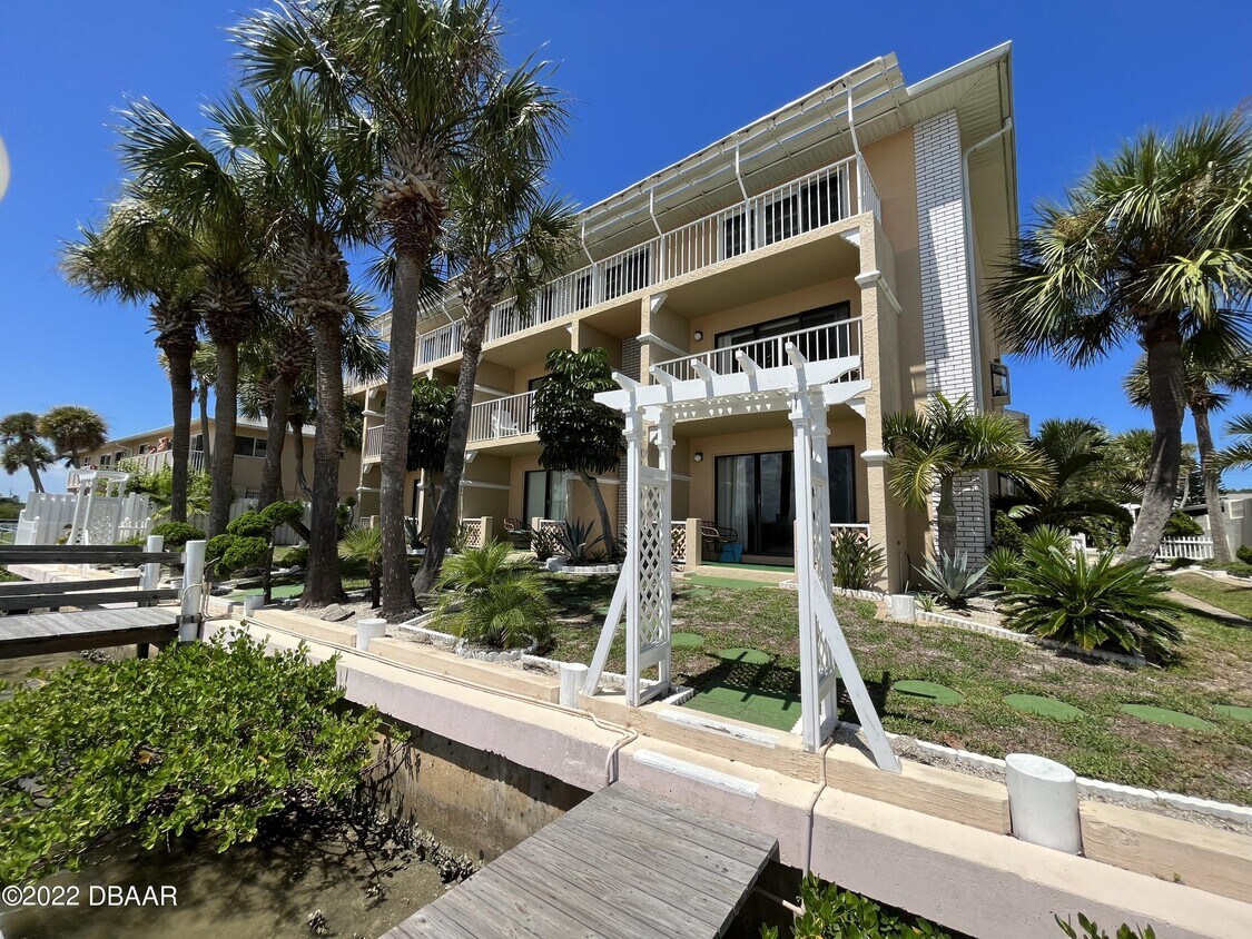 3602 S Peninsula Dr Unit 103, Port Orange, FL 32127 Condo for Rent in Port Orange, FL