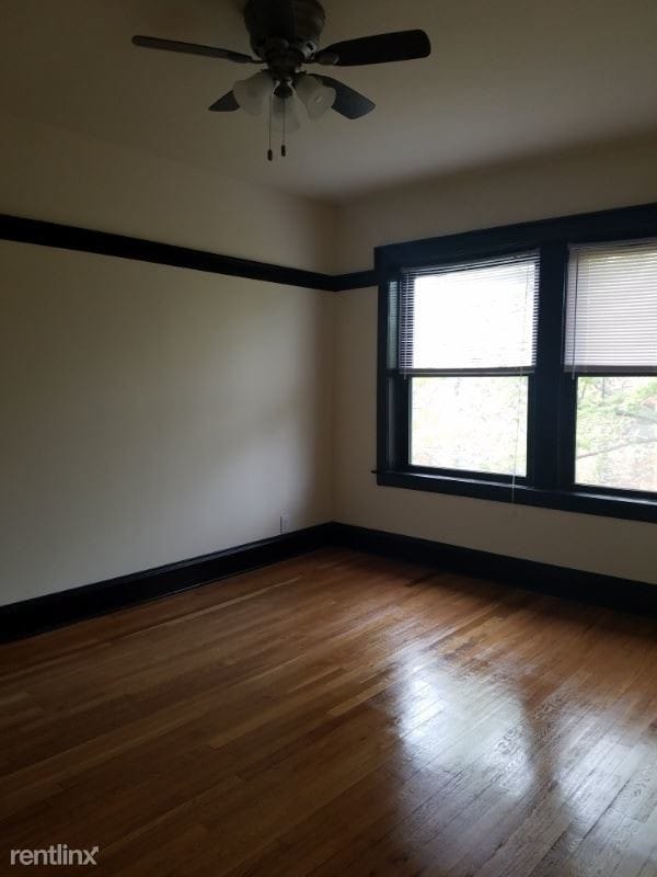 Building Photo - 1453 W Cornelia Ave