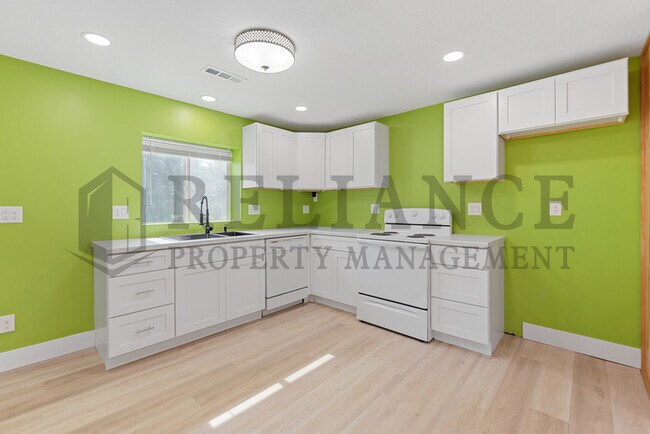 Foto del edificio - 522 Sunnyside Ct