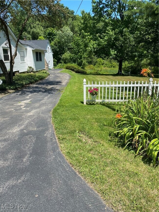 Foto del edificio - 35755 Miles Rd