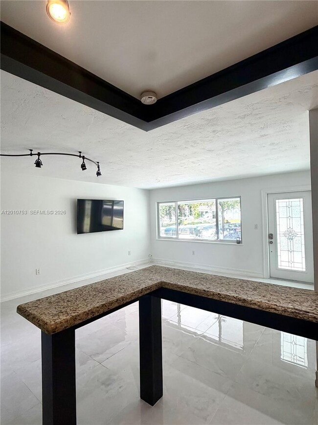 Foto del edificio - 6472 Johnson St