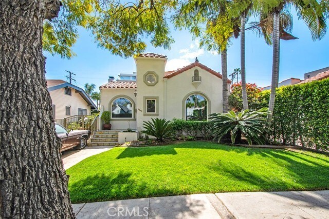 Foto del edificio - 8848 Ashcroft Ave