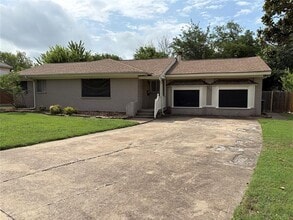 Building Photo - 7005 Overhill Rd