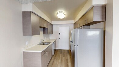 Interior Photo - Rosebeach