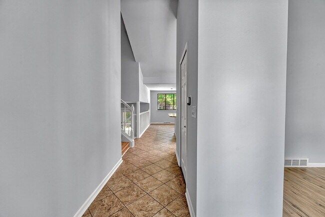 Foto del edificio - $3,600.00 - 4 Bedroom, 3.5 Bathroom, Singl...