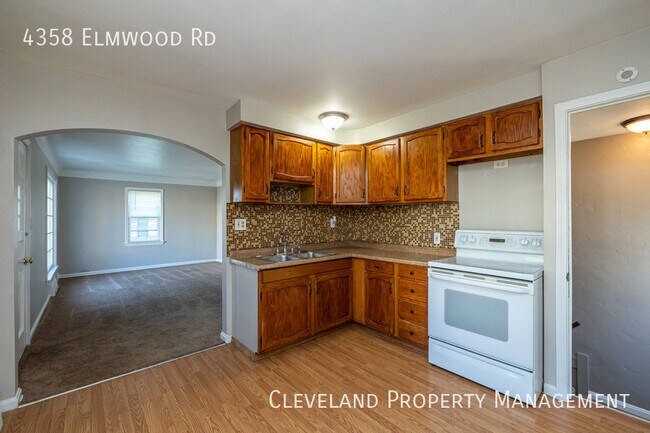 Building Photo - South Euclid Ranch-Style Home