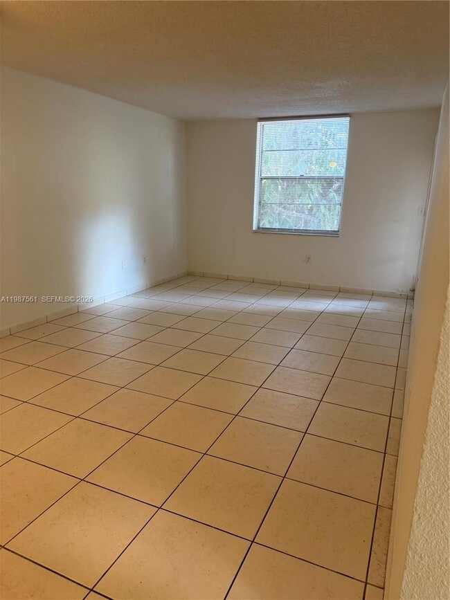 Foto del edificio - 5755 W 20th Ave