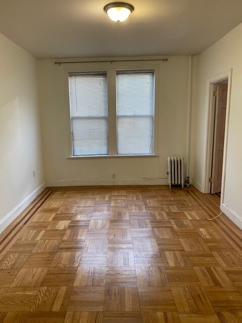 Primary Photo - 2427 29th St