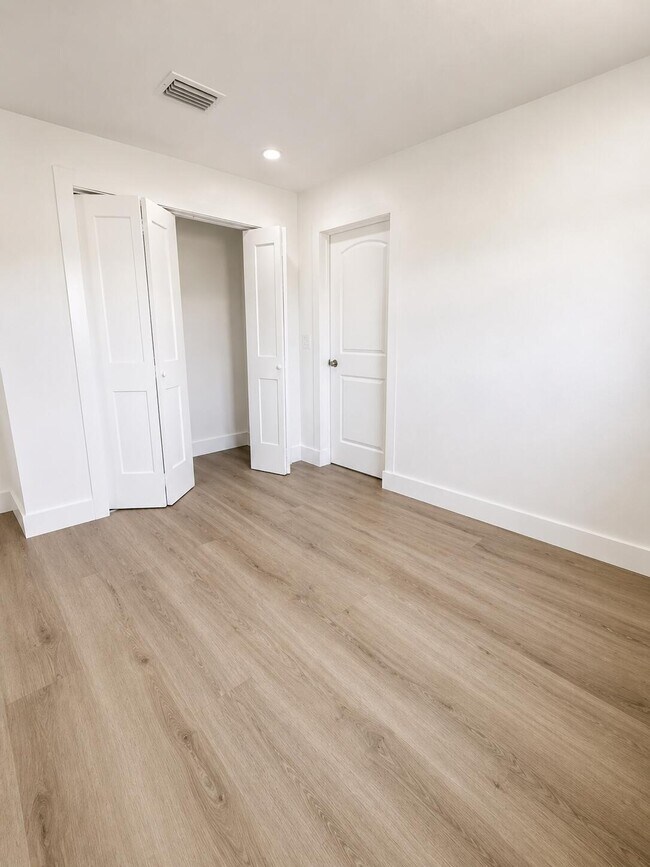 Foto del edificio - 4181 Winchester Ln