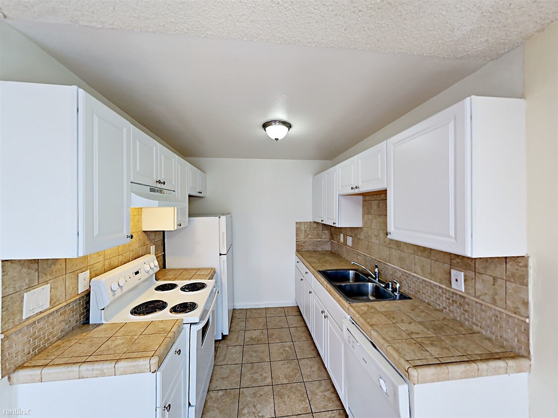 Foto principal - 909 S Sunshine Ave