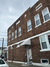 Building Photo - 660 Summer St