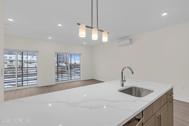 Foto del edificio - 19 Carr Ave