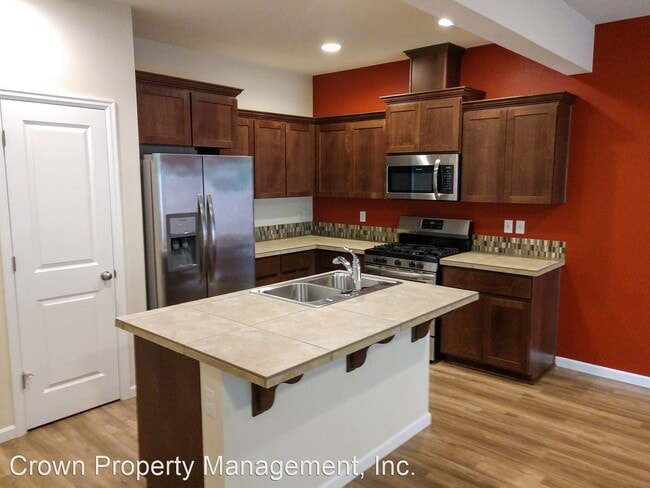 Building Photo - 3 br, 2.5 bath House - 5733 Karen Lynn Loop S