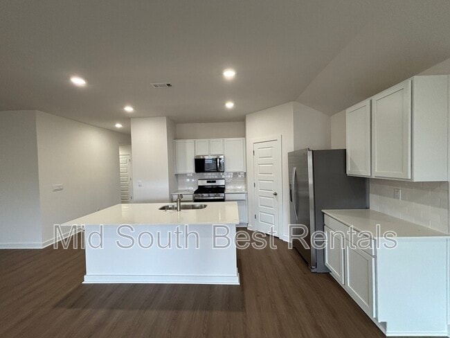 Building Photo - 3641 Wise Rd