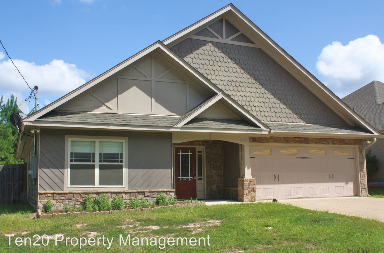 Primary Photo - 357 Lee Road 2170