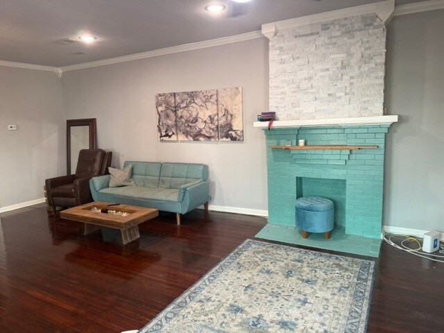 Building Photo - 4802 Junius St
