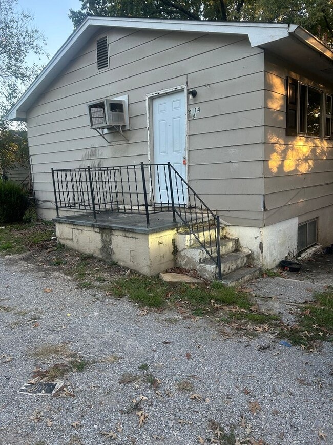 Building Photo - 2614 Gaston Ave
