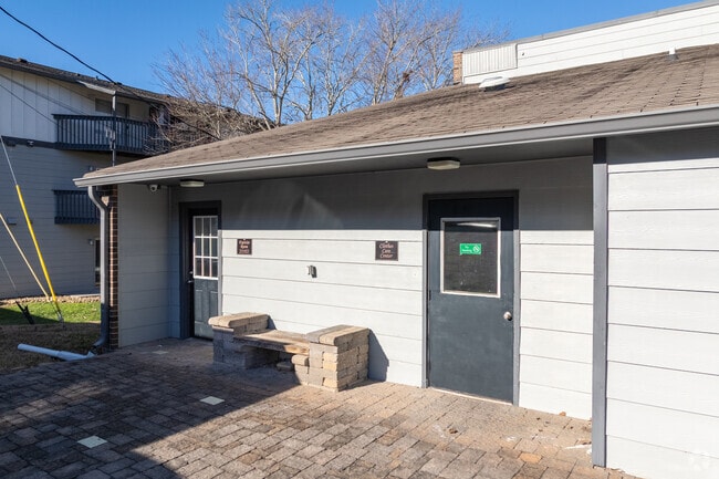 Fitness and Laundry Centers - Arbors at Signal Mountain