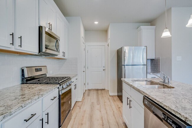 Building Photo - 505 Pearly Eye Dr