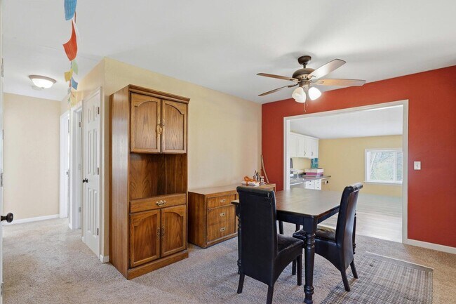 Building Photo - 2307 Sears Ct